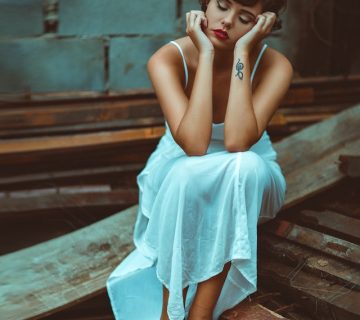 Photo of woman wearing white dress 4050888 360x320