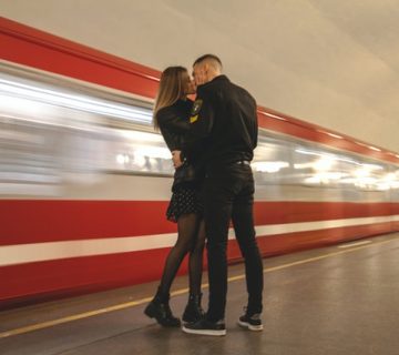 Pexels ivan oboleninov 4080648 360x320