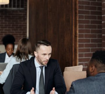 Pexels august de richelieu 4427909 360x320