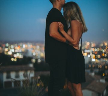 Pexels roberto nickson 2609464 360x320