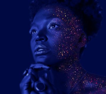 Pexels motional studio 1081685 360x320