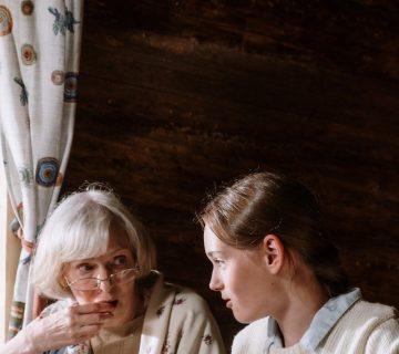 Pexels cottonbro 5585287 360x320