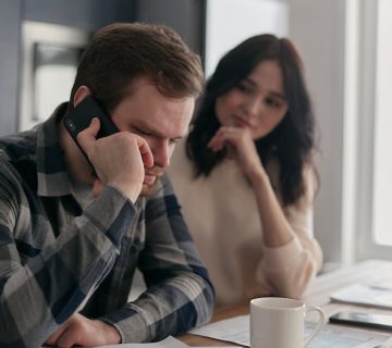 Pexels mikhail nilov 6963875 360x320